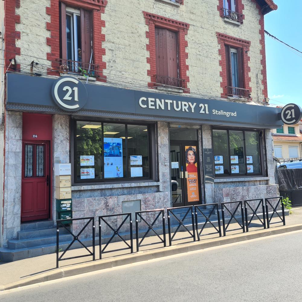 l'équipe de l'agence Stalingrad