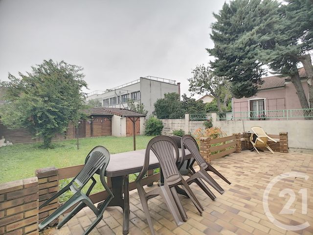 Afficher la photo en grand maison à vendre - 5 pièces - 104.0 m2 - GARGES LES GONESSE - 95 - ILE-DE-FRANCE - Century 21 Stalingrad