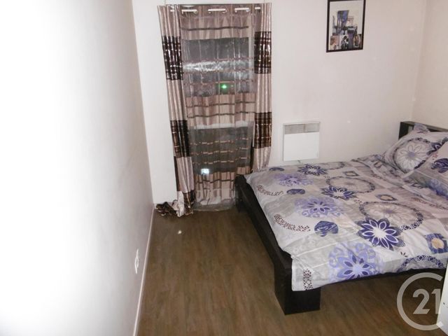 Afficher la photo en grand Appartement F2 à vendre - 2 pièces - 45.23 m2 - GARGES LES GONESSE - 95 - ILE-DE-FRANCE - Century 21 Stalingrad