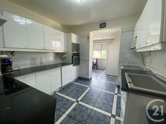 maison à vendre - 7 pièces - 144.11 m2 - GARGES LES GONESSE - 95 - ILE-DE-FRANCE - Century 21 Stalingrad