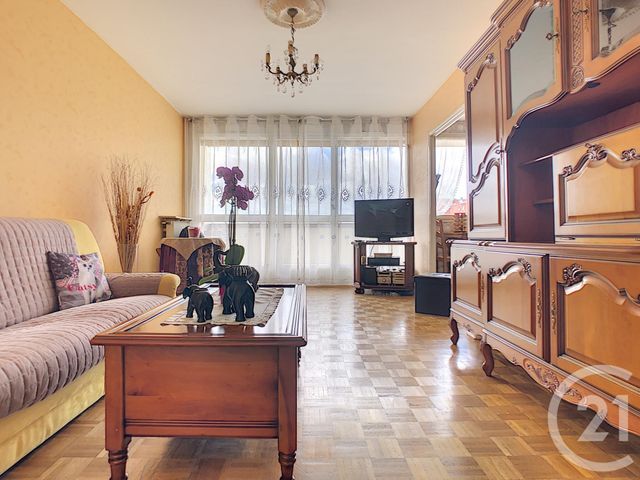 appartement à vendre - 4 pièces - 85.98 m2 - GARGES LES GONESSE - 95 - ILE-DE-FRANCE - Century 21 Stalingrad appartement à vendre - 4 pièces - 85.98 m2 - GARGES LES GONESSE - 95 - ILE-DE-FRANCE - Century 21 Stalingrad