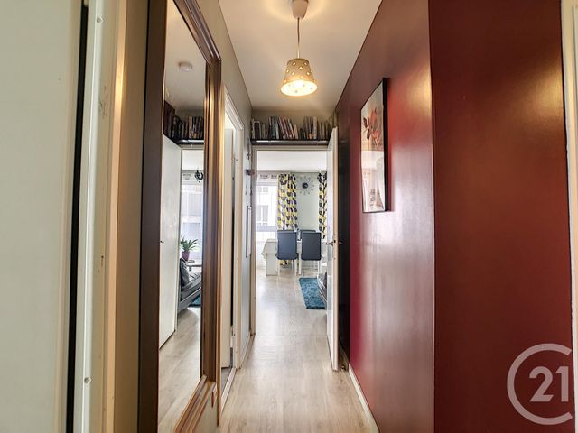 Afficher la photo en grand Appartement F4 à vendre - 4 pièces - 71.72 m2 - GARGES LES GONESSE - 95 - ILE-DE-FRANCE - Century 21 Stalingrad