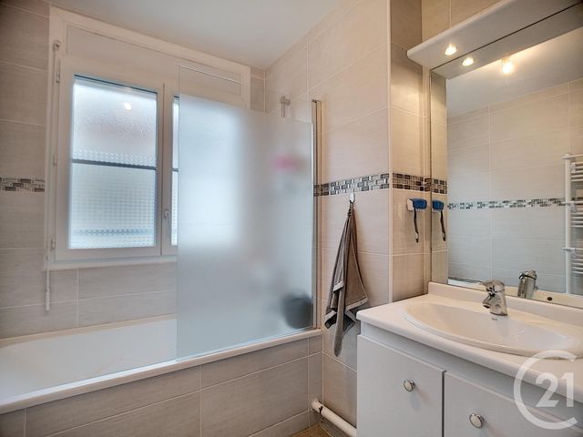 Afficher la photo en grand maison à vendre - 6 pièces - 122.92 m2 - GARGES LES GONESSE - 95 - ILE-DE-FRANCE - Century 21 Stalingrad