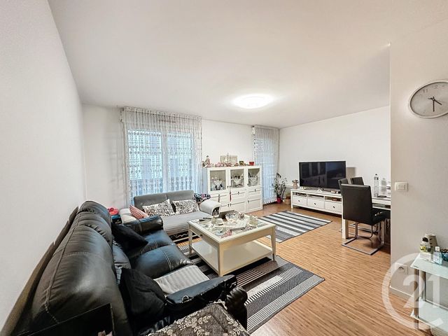 Appartement F3 à vendre - 3 pièces - 59.35 m2 - GARGES LES GONESSE - 95 - ILE-DE-FRANCE - Century 21 Stalingrad