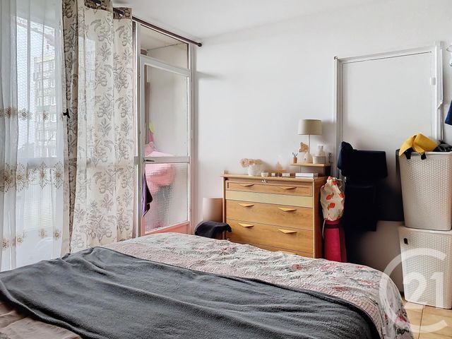 Appartement à vendre - 4 pièces - 71.9 m2 - GARGES LES GONESSE - 95 - ILE-DE-FRANCE - Century 21 Stalingrad