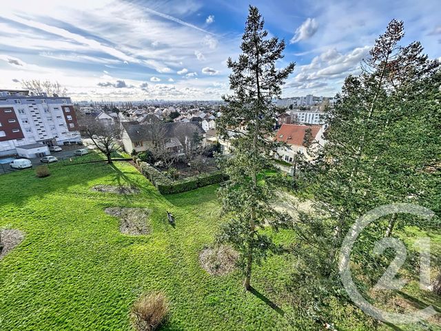 Appartement F3 à vendre - 3 pièces - 68.97 m2 - GARGES LES GONESSE - 95 - ILE-DE-FRANCE - Century 21 Stalingrad