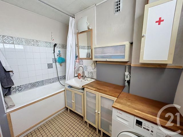 Appartement F3 à vendre - 3 pièces - 68.97 m2 - GARGES LES GONESSE - 95 - ILE-DE-FRANCE - Century 21 Stalingrad