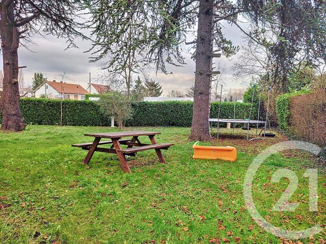 maison à vendre - 7 pièces - 177.61 m2 - GARGES LES GONESSE - 95 - ILE-DE-FRANCE - Century 21 Stalingrad