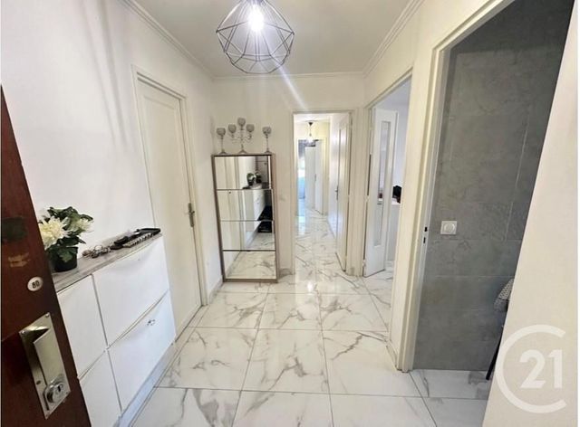 Appartement F4 à vendre - 4 pièces - 80.06 m2 - GARGES LES GONESSE - 95 - ILE-DE-FRANCE - Century 21 Stalingrad