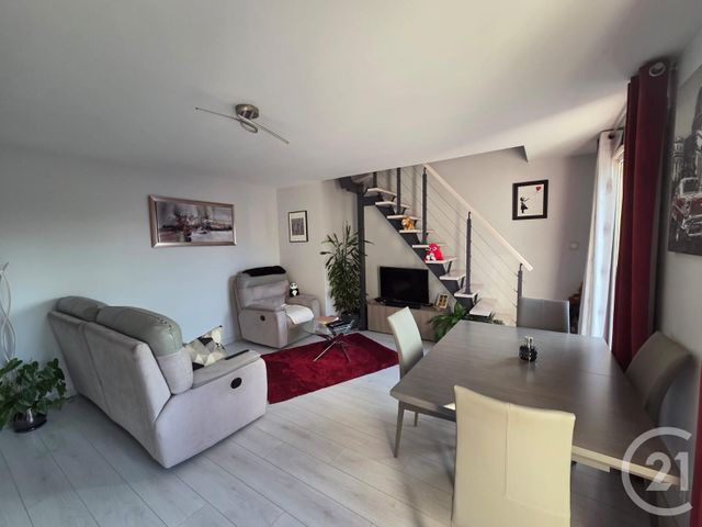 Appartement F4 à vendre - 4 pièces - 78.64 m2 - GARGES LES GONESSE - 95 - ILE-DE-FRANCE - Century 21 Stalingrad