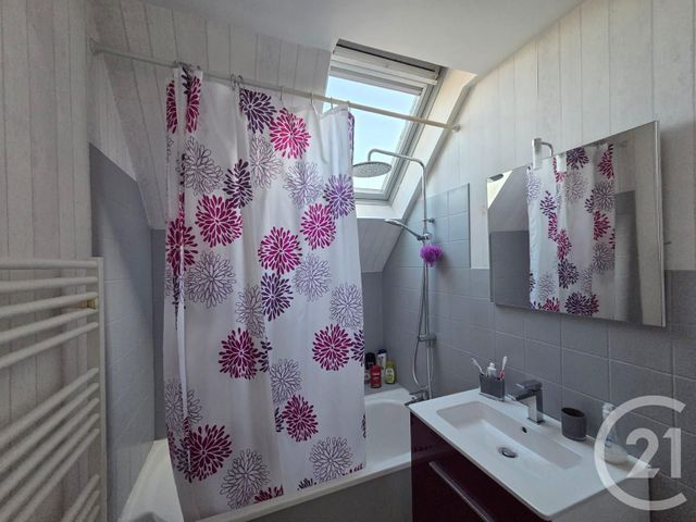 Appartement F4 à vendre - 4 pièces - 78.64 m2 - GARGES LES GONESSE - 95 - ILE-DE-FRANCE - Century 21 Stalingrad