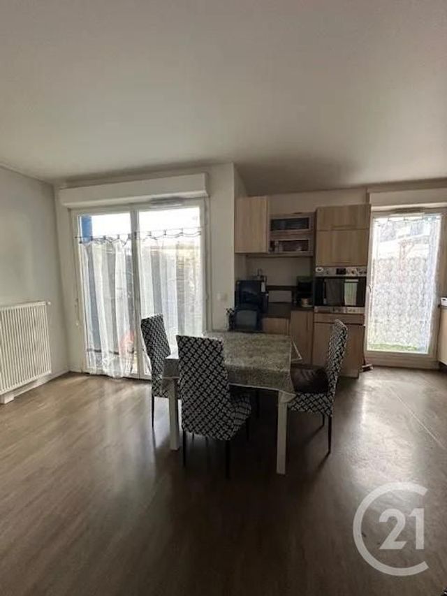 Appartement F3 à vendre - 3 pièces - 61.0 m2 - GARGES LES GONESSE - 95 - ILE-DE-FRANCE - Century 21 Stalingrad