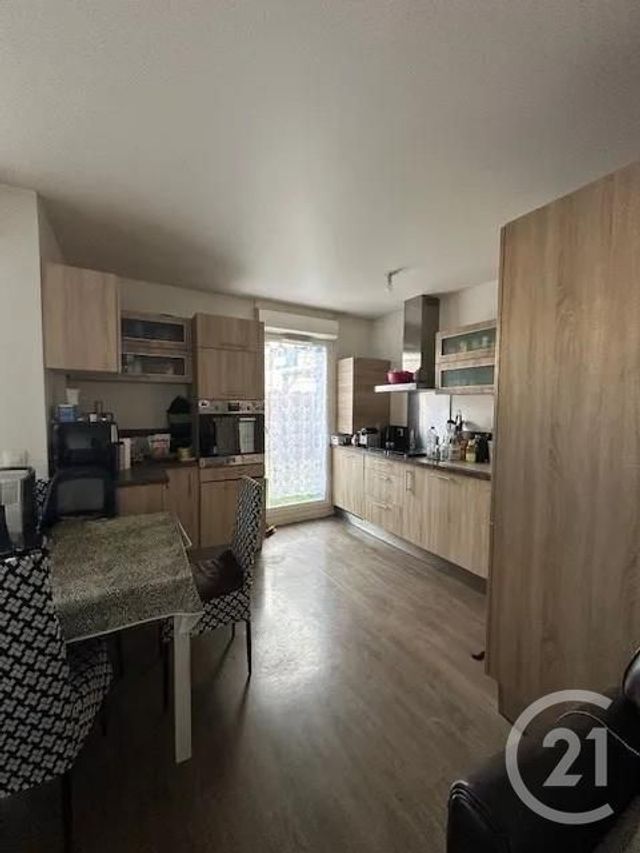 Appartement F3 à vendre - 3 pièces - 61.0 m2 - GARGES LES GONESSE - 95 - ILE-DE-FRANCE - Century 21 Stalingrad
