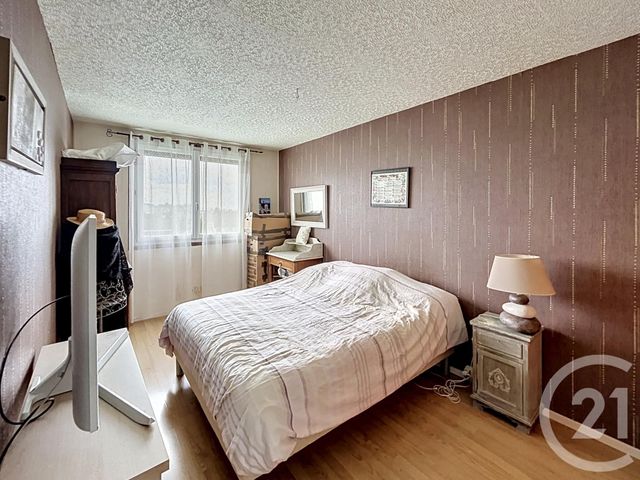 Appartement F4 à vendre - 4 pièces - 91.95 m2 - GARGES LES GONESSE - 95 - ILE-DE-FRANCE - Century 21 Stalingrad