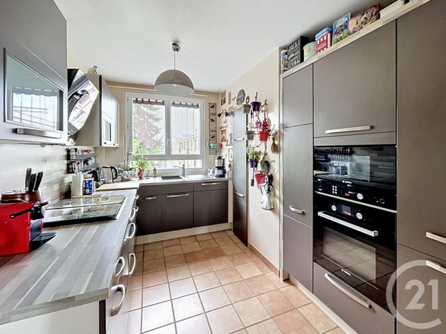 Appartement F4 à vendre - 4 pièces - 91.95 m2 - GARGES LES GONESSE - 95 - ILE-DE-FRANCE - Century 21 Stalingrad
