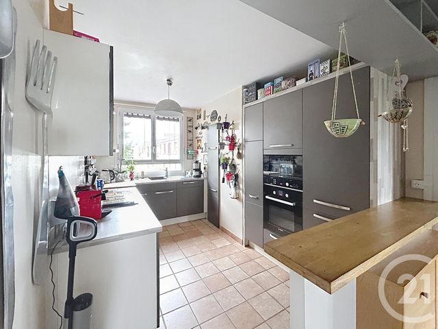 Appartement F4 à vendre - 4 pièces - 91.95 m2 - GARGES LES GONESSE - 95 - ILE-DE-FRANCE - Century 21 Stalingrad