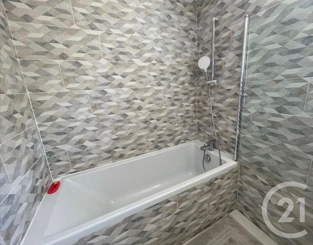 maison à vendre - 5 pièces - 101.52 m2 - GARGES LES GONESSE - 95 - ILE-DE-FRANCE - Century 21 Stalingrad