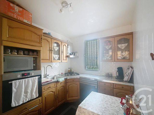 Appartement à vendre - 5 pièces - 90.57 m2 - GARGES LES GONESSE - 95 - ILE-DE-FRANCE - Century 21 Stalingrad