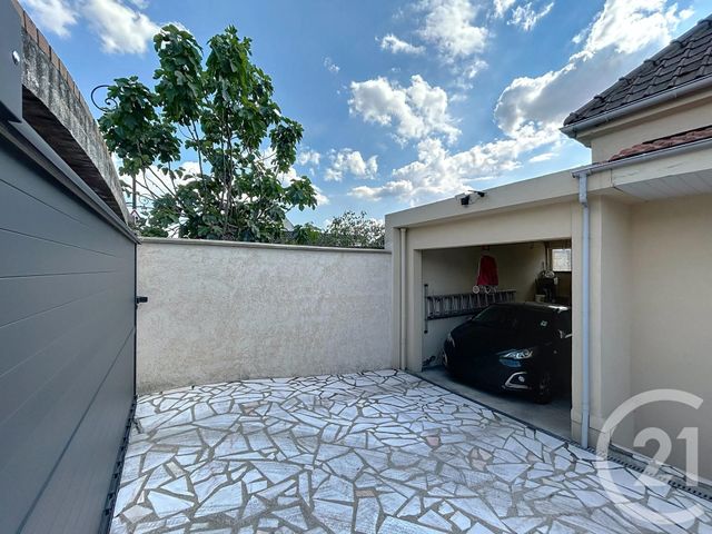 Afficher la photo en grand maison à vendre - 6 pièces - 148.72 m2 - GARGES LES GONESSE - 95 - ILE-DE-FRANCE - Century 21 Stalingrad