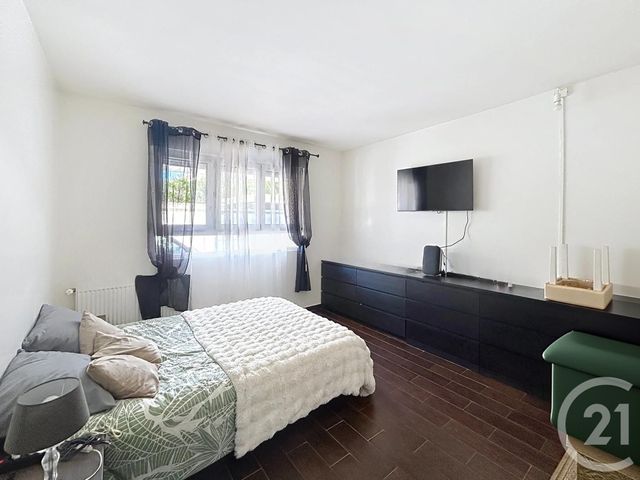 Afficher la photo en grand maison à vendre - 6 pièces - 148.72 m2 - GARGES LES GONESSE - 95 - ILE-DE-FRANCE - Century 21 Stalingrad