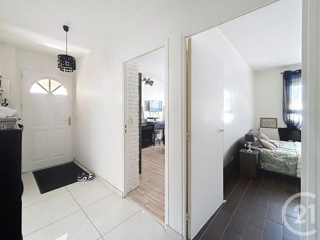 Afficher la photo en grand maison à vendre - 6 pièces - 148.72 m2 - GARGES LES GONESSE - 95 - ILE-DE-FRANCE - Century 21 Stalingrad