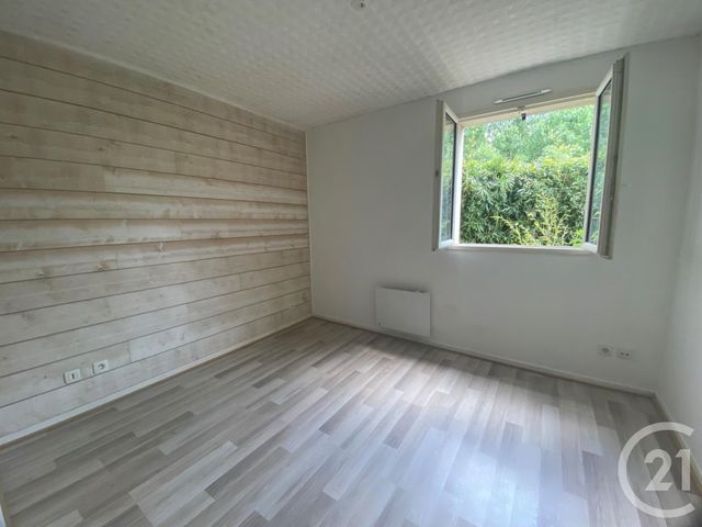 Appartement F3 à vendre - 3 pièces - 56.3 m2 - GARGES LES GONESSE - 95 - ILE-DE-FRANCE - Century 21 Stalingrad