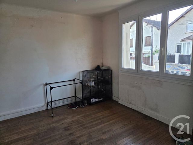 maison à vendre - 5 pièces - 85.62 m2 - PIERREFITTE SUR SEINE - 93 - ILE-DE-FRANCE - Century 21 Stalingrad