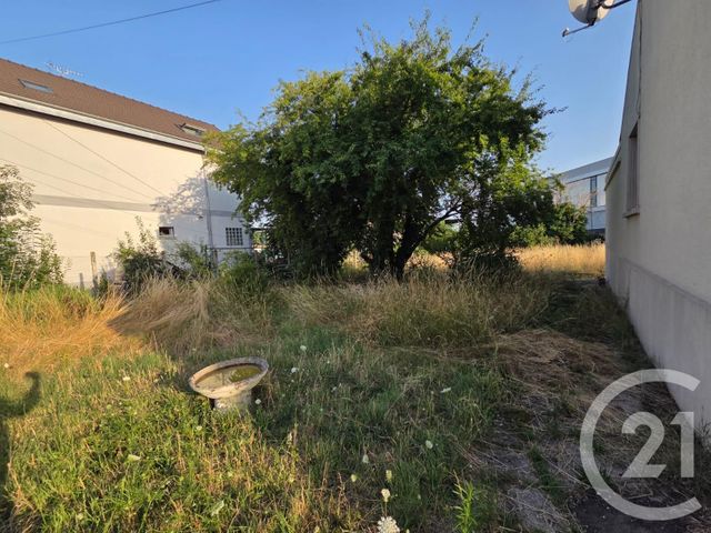 maison à vendre - 5 pièces - 85.62 m2 - PIERREFITTE SUR SEINE - 93 - ILE-DE-FRANCE - Century 21 Stalingrad