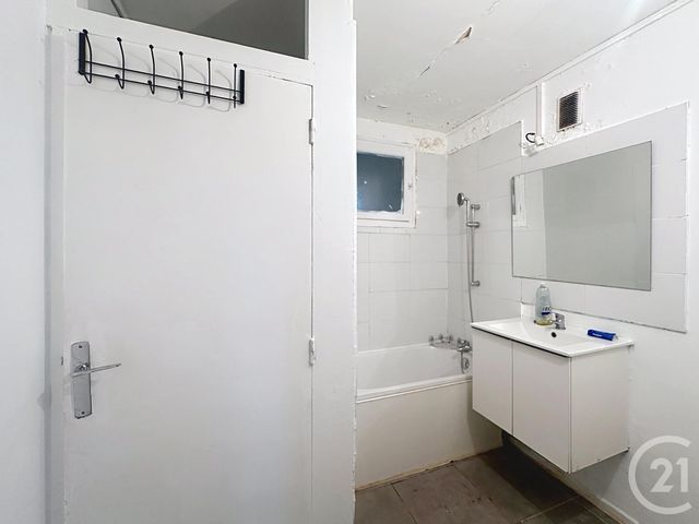 Appartement à vendre - 2 pièces - 46.14 m2 - GARGES LES GONESSE - 95 - ILE-DE-FRANCE - Century 21 Stalingrad