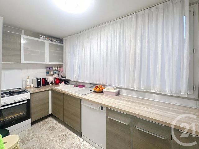 Appartement F3 à vendre - 3 pièces - 58.88 m2 - GARGES LES GONESSE - 95 - ILE-DE-FRANCE - Century 21 Stalingrad