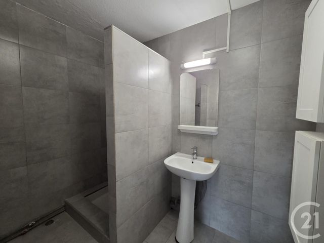 Afficher la photo en grand Appartement F3 à vendre - 3 pièces - 56.6 m2 - GARGES LES GONESSE - 95 - ILE-DE-FRANCE - Century 21 Stalingrad