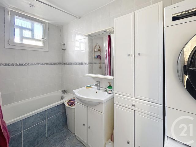 Appartement F4 à vendre - 4 pièces - 65.6 m2 - GARGES LES GONESSE - 95 - ILE-DE-FRANCE - Century 21 Stalingrad