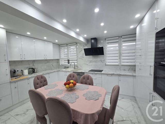 Appartement F4 à vendre - 4 pièces - 89.0 m2 - GARGES LES GONESSE - 95 - ILE-DE-FRANCE - Century 21 Stalingrad