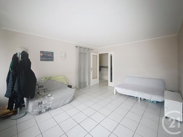 Appartement F4 à vendre - 4 pièces - 81.25 m2 - GARGES LES GONESSE - 95 - ILE-DE-FRANCE - Century 21 Stalingrad