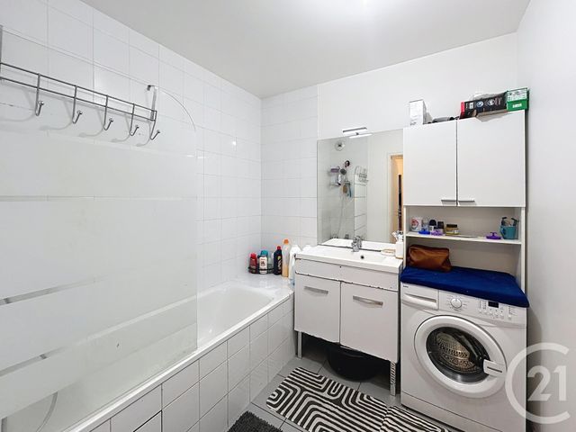 Appartement F3 à louer - 3 pièces - 65.4 m2 - GARGES LES GONESSE - 95 - ILE-DE-FRANCE - Century 21 Stalingrad