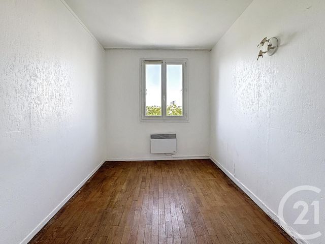 Appartement F4 à vendre - 4 pièces - 64.11 m2 - GARGES LES GONESSE - 95 - ILE-DE-FRANCE - Century 21 Stalingrad