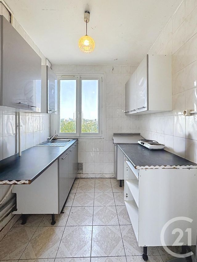 Appartement F4 à vendre - 4 pièces - 64.11 m2 - GARGES LES GONESSE - 95 - ILE-DE-FRANCE - Century 21 Stalingrad