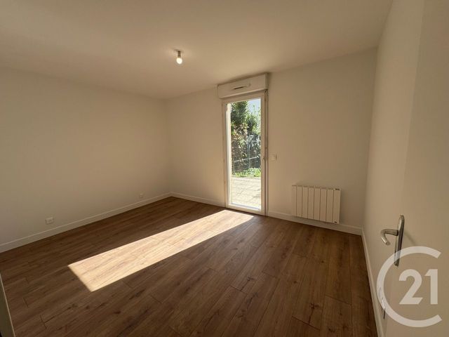 Appartement F3 à vendre - 3 pièces - 50.01 m2 - PIERREFITTE SUR SEINE - 93 - ILE-DE-FRANCE - Century 21 Stalingrad