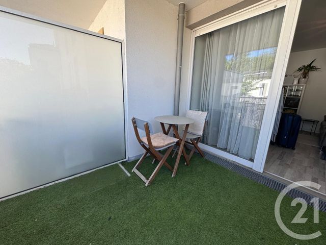 Appartement F2 à vendre - 2 pièces - 38.3 m2 - DUGNY - 93 - ILE-DE-FRANCE - Century 21 Stalingrad