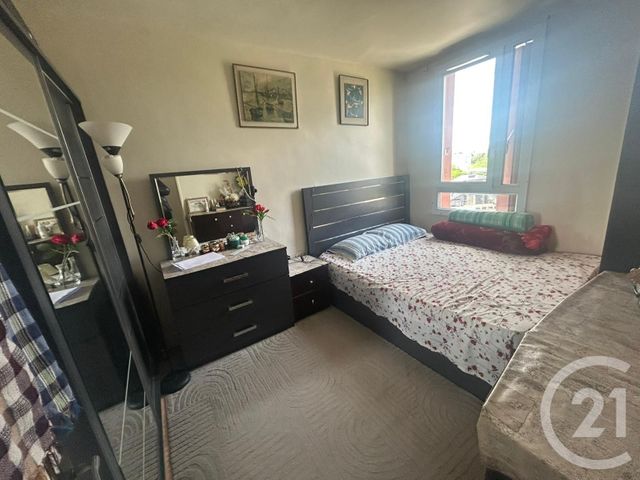 Appartement F4 à vendre - 4 pièces - 64.17 m2 - GARGES LES GONESSE - 95 - ILE-DE-FRANCE - Century 21 Stalingrad