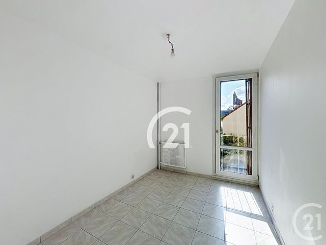 Appartement F2 à vendre - 2 pièces - 45.0 m2 - GARGES LES GONESSE - 95 - ILE-DE-FRANCE - Century 21 Stalingrad