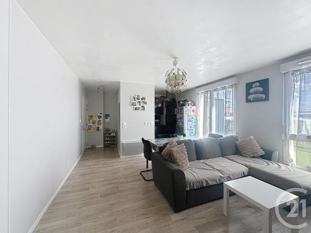 Appartement F3 à vendre - 3 pièces - 60.41 m2 - GARGES LES GONESSE - 95 - ILE-DE-FRANCE - Century 21 Stalingrad
